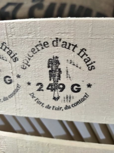 Depuis l'arrière boutique<small class="fine d-inline"> </small>!