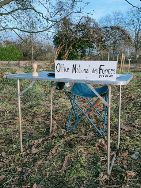 Petites poésies et grand pré ... ou inversement.